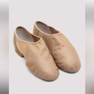 NEW Bloch Ladies Neo-Flex Slip On Leather Jazz Shoes Size 8.5 NWOT